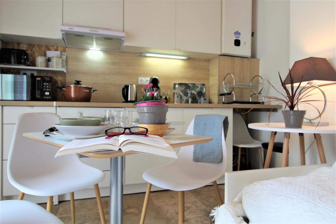 Les Bastidons De L'Isle - Le Saumane - 3 Etoiles Apartman Kültér fotó