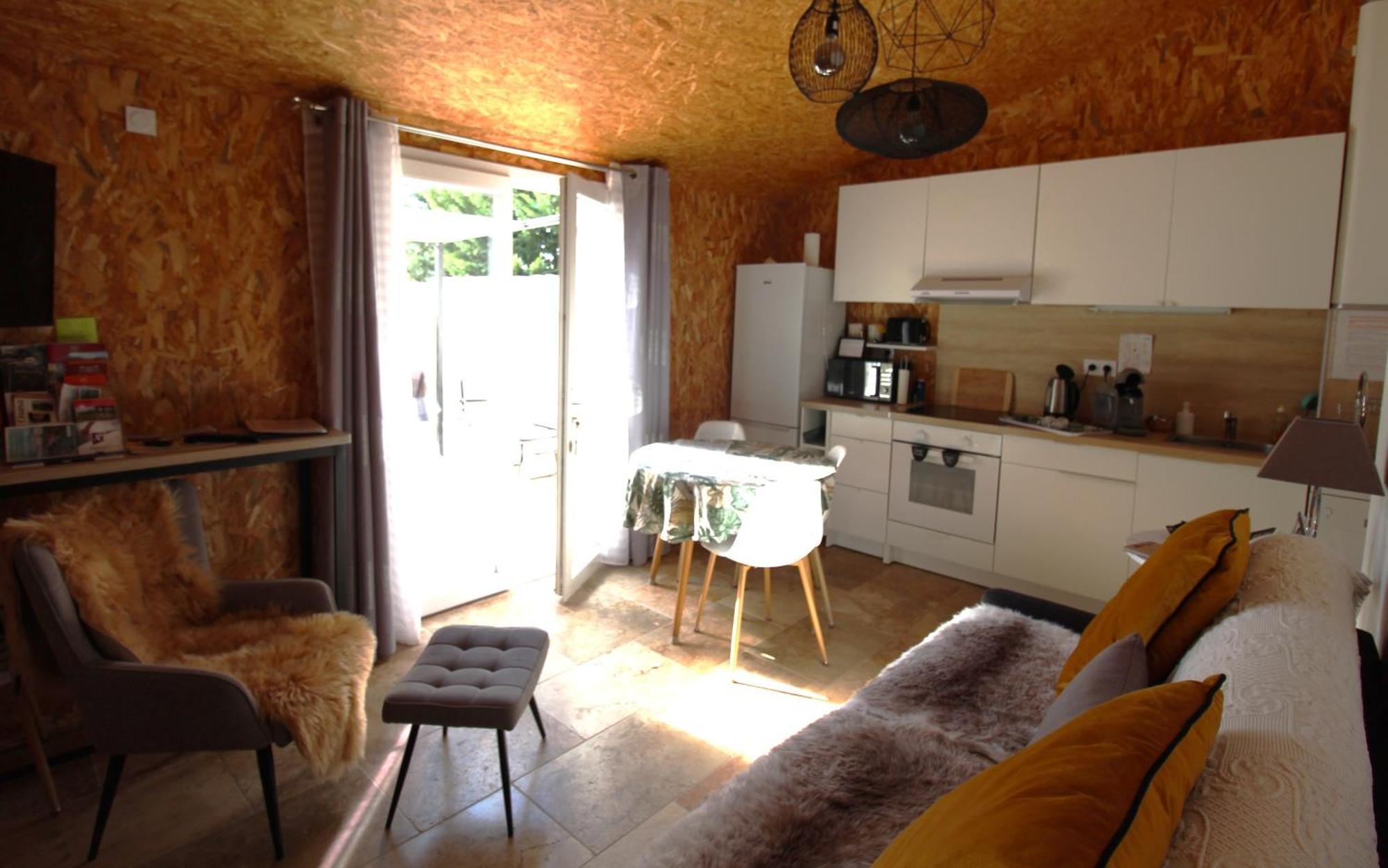 Les Bastidons De L'Isle - Le Saumane - 3 Etoiles Apartman Kültér fotó