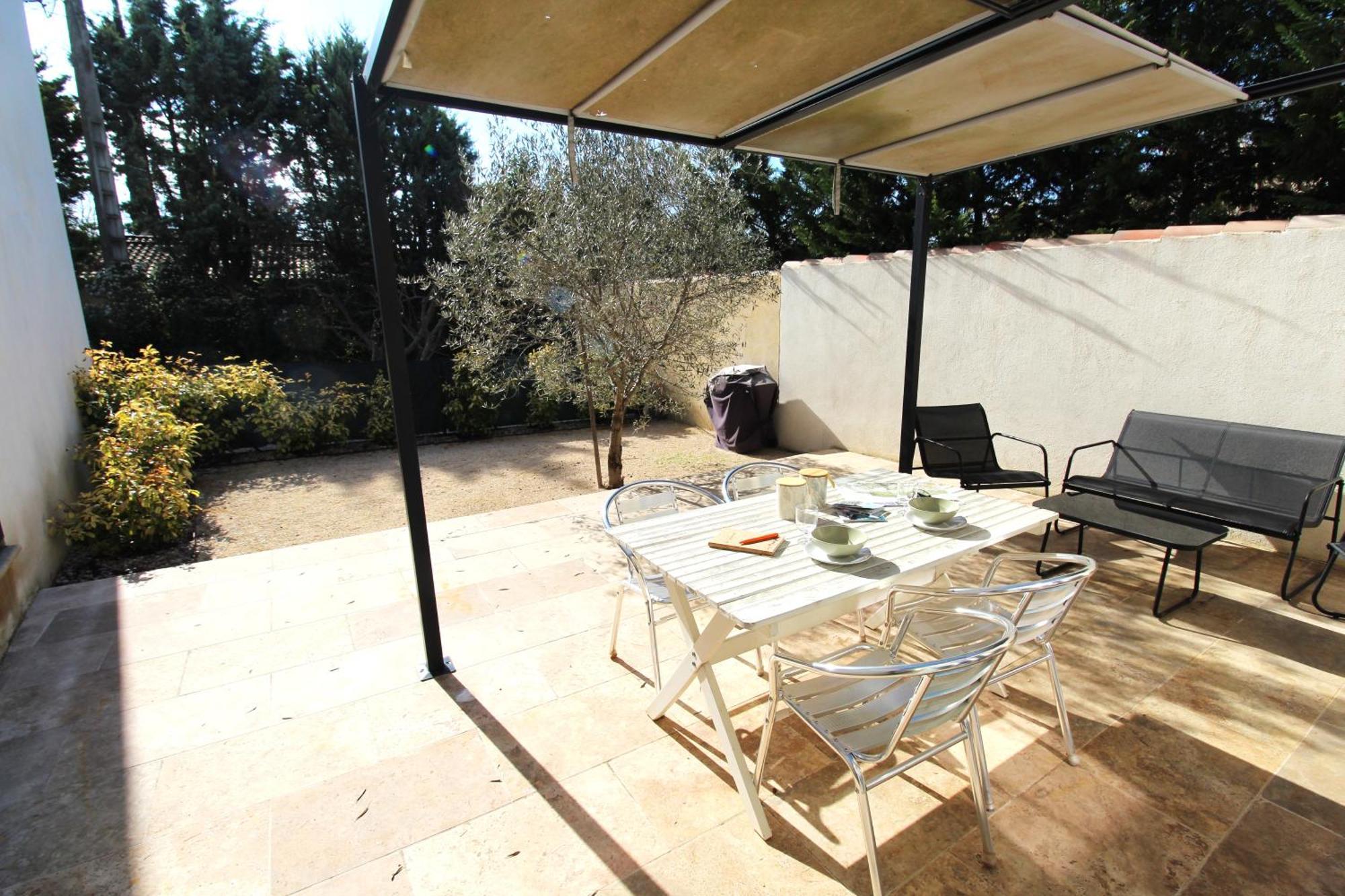 Les Bastidons De L'Isle - Le Saumane - 3 Etoiles Apartman Kültér fotó